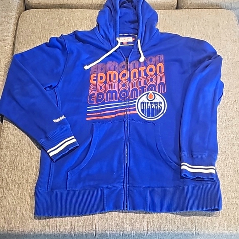 Vintage Edmonton Oilers Mitchell & Ness zippered hoodie
